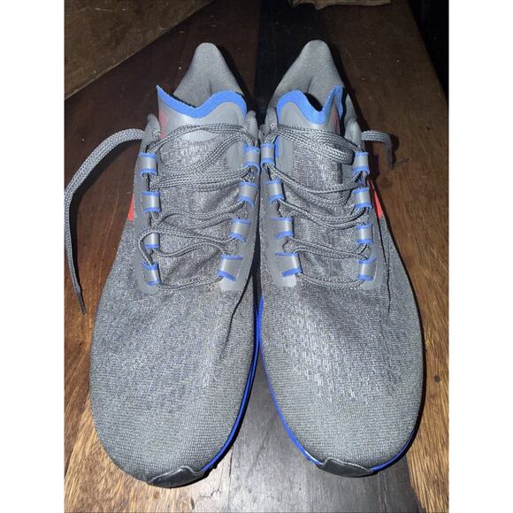 Nike Air Zoom Pegasus 37 Iron Grey Crimson Menโs Running Shoes Size 10.5 New - Picture 2 of 9